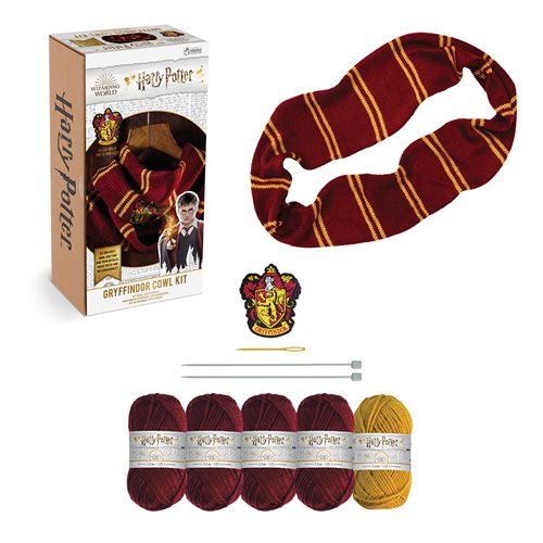 Harry Potter Hogwarts Houses Knit Scarf & Pom Beanie Set  Harry potter  scarf, Harry potter gryffindor scarf, Gryffindor scarf